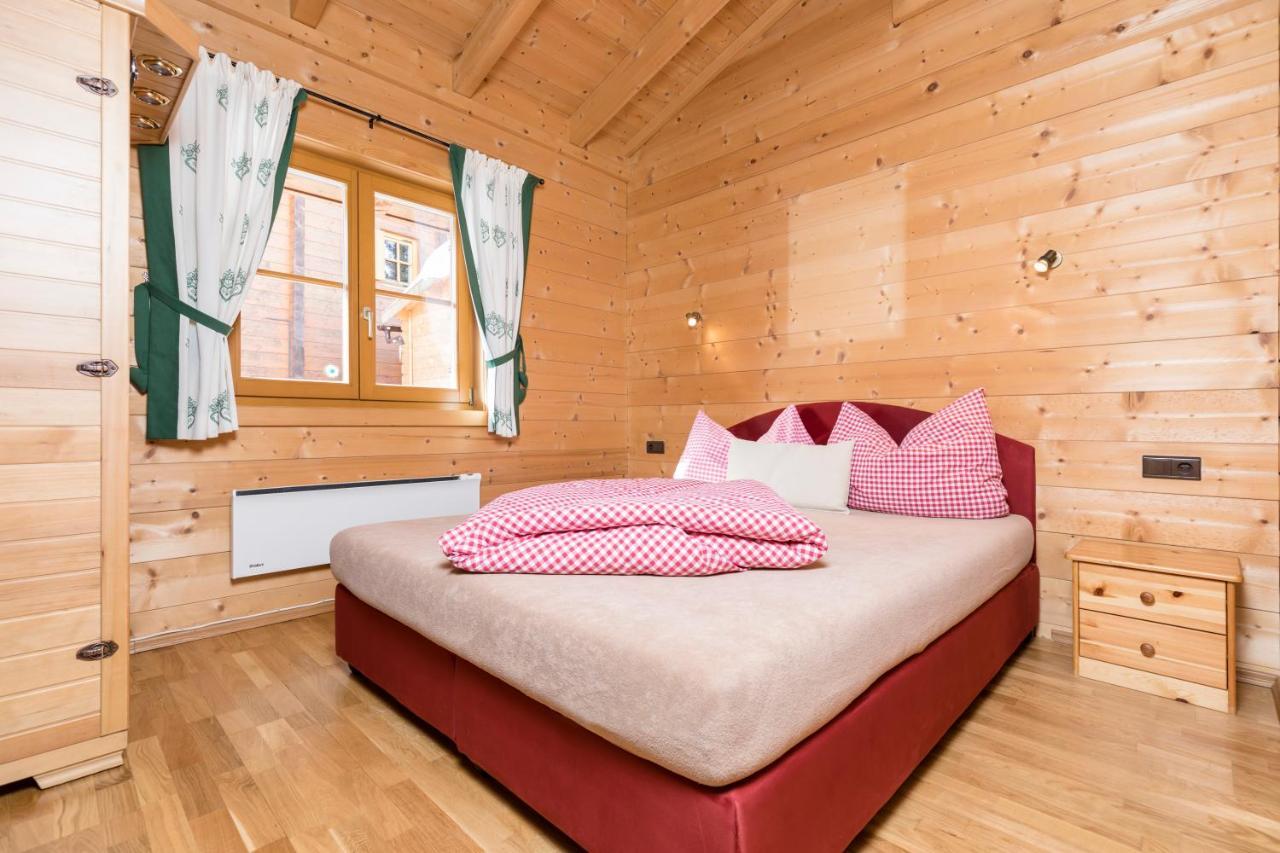 Alpen-Chalets Achensee Maurach  Exterior photo
